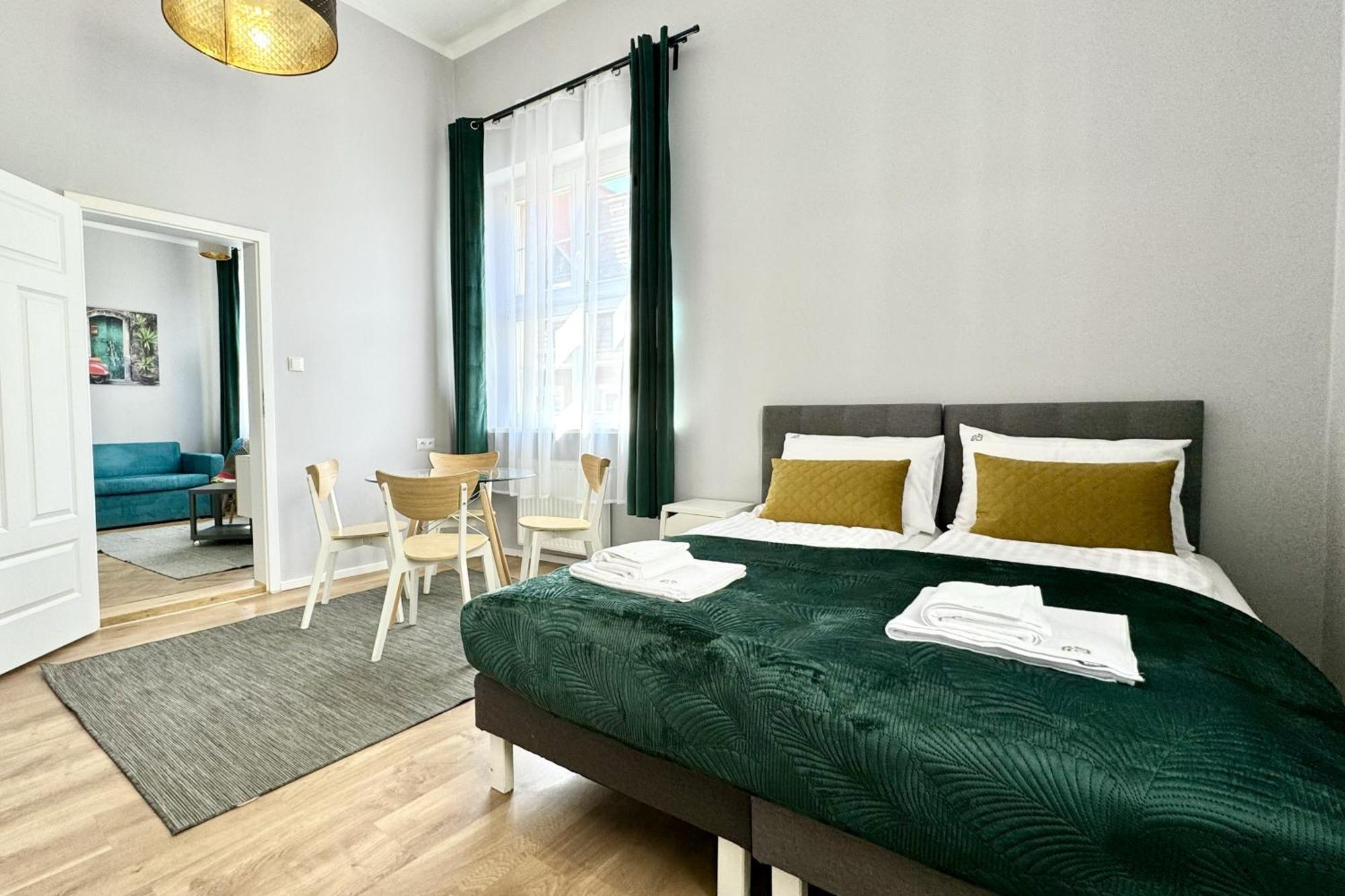 Kramarska Residence - Old Market Square By Friendly Apartments พอซนาน ภายนอก รูปภาพ